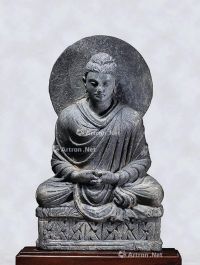 犍陀罗   西元2/3世纪 灰片岩雕佛陀坐像