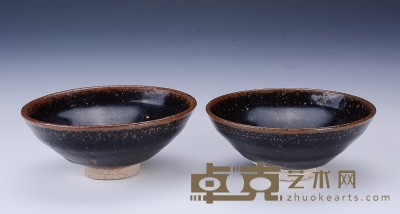 明或更早 吉州窑系茶盏 径：10.5cm 　高：4cm　２个