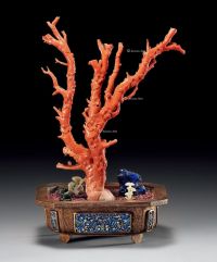 清乾隆 珊瑚雕喜鹊登梅盆景