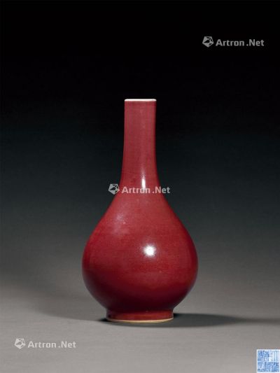 清乾隆 霁红釉胆瓶