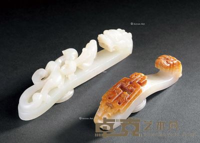 清 玉雕螭虎龙勾 (一组) 长10.5cm;长8cm