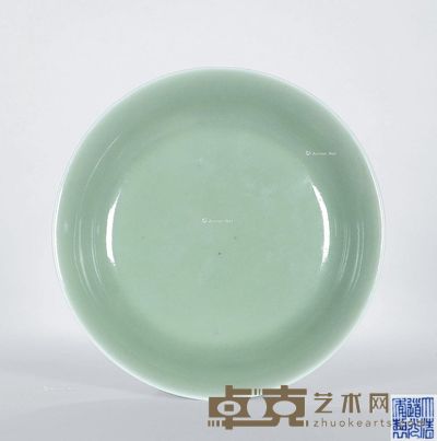 清道光 豆青釉盘 直径16.5cm