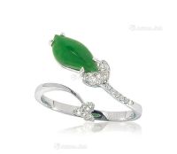 玻璃种阳绿翡翠随形戒指
