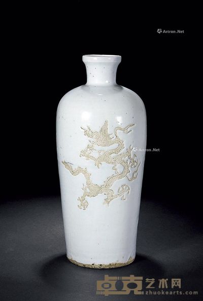 明 白釉露胎刻龙纹梅瓶 高24.5cm