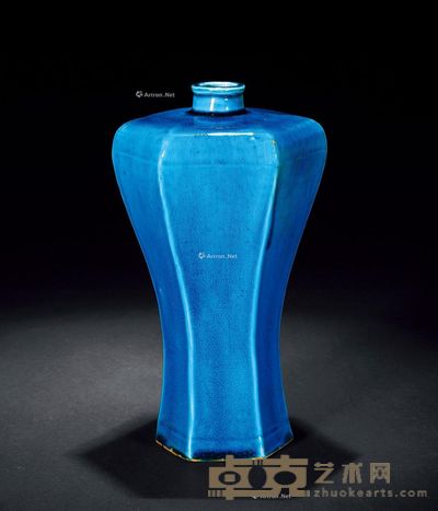 清乾隆 孔雀绿釉六方梅瓶 高21.1cm