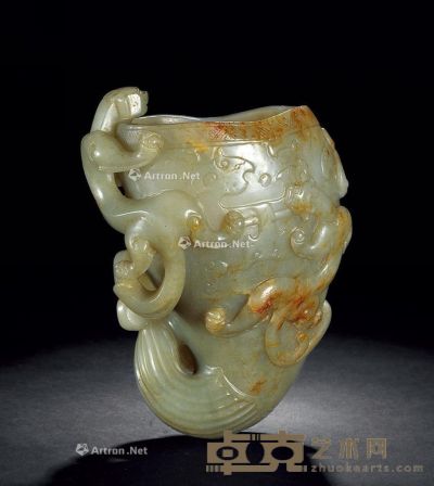 清 青白玉三螭角杯 高12.5cm