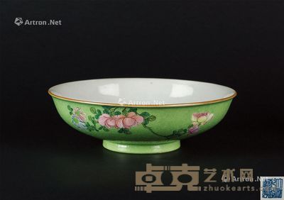 清 18世纪 绿地粉彩花卉碗 直径20.8cm