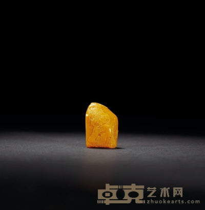 林文举作田黄石鸡石薄意随形章 2.2×1.8×3.6cm 27.7g