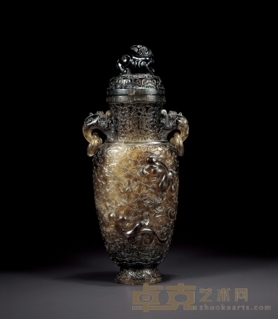 清·茶晶雕卷草龙纹瓶 高：35cm