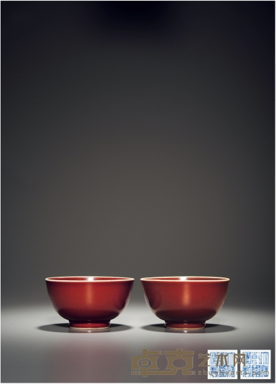 清乾隆·霁红釉碗一对 高：7cm口径：13cm数量：2