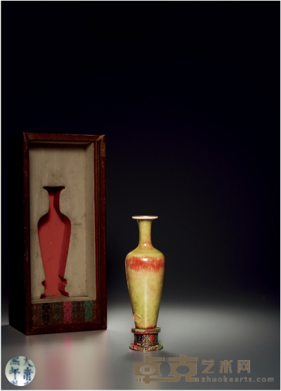 清康熙·豇豆红釉柳叶瓶 高：16cm