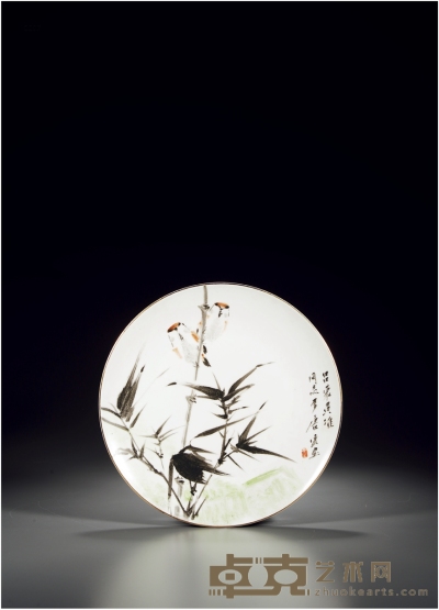 现代·唐云绘竹石小鸟图瓷盘 直径：24cm