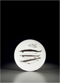 现代·林风眠绘三鱼图瓷盘