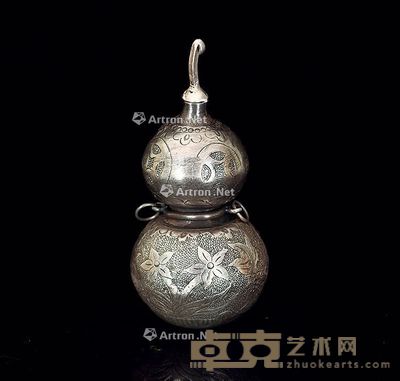 清 李春款银鱼乐图葫芦形鼻烟壶 高6.9cm