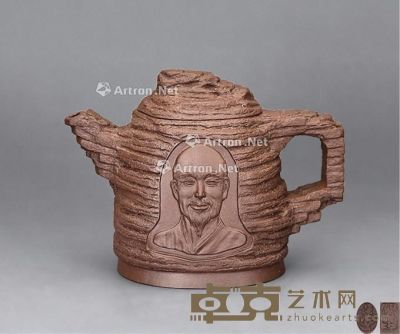 徐秀棠监制 弘一法师造像壶 高12cm；宽8cm