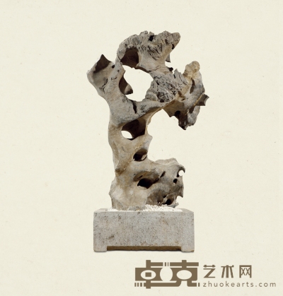 清·白石方形石盆连太湖石立峰 68×56×134cm