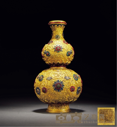 清乾隆·大清乾隆年制铜鎏金嵌百宝大吉葫芦瓶 高：29.3cm