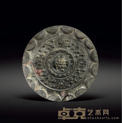 汉·星云纹镜 厚:0.6cm  直径：15.6cm