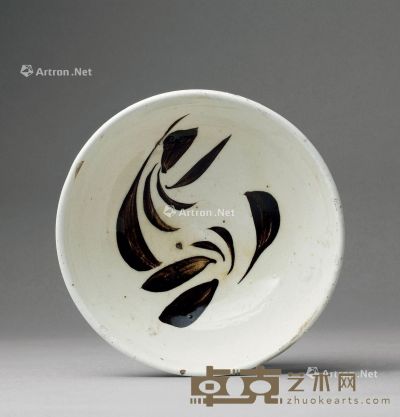 宋代 磁州窑花卉纹茶碗 直径10.2cm；高5cm