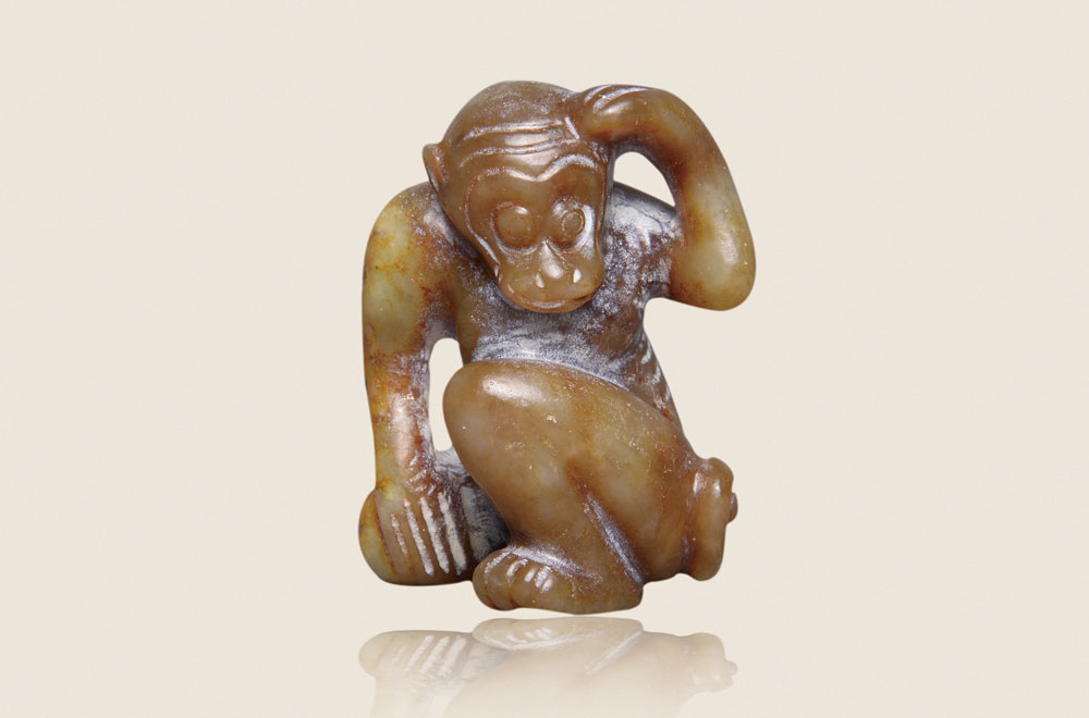 【超珍館蔵】和田玉製 細密彫 靈猴抱珠 置物 古賞物 古美術品 稀少珍蔵品