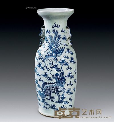 清代 豆青釉麒麟纹狮耳大瓶 高60cm