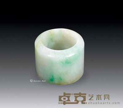 清代 板指 外2.9cm；内2.0×2.3cm