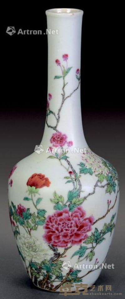 清 粉彩花卉纹瓶 高21cm