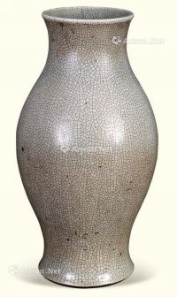 清中期 哥瓷橄榄瓶