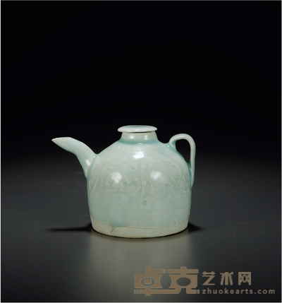 明以前·青白瓷刻花卉纹水注 高:7.6cm