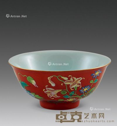 清雍正 官窑珊瑚釉描珐琅彩花卉纹碗 直径12cm