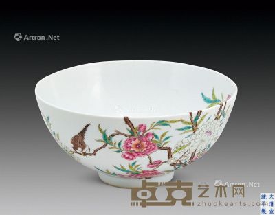 清宣统 官窑粉彩花卉纹碗 直径16cm