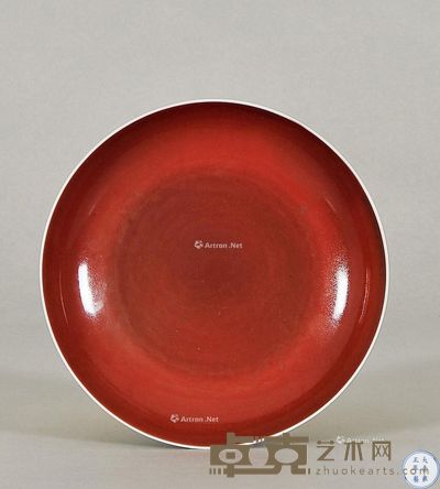 清雍正 年红釉盘 直径20.5cm