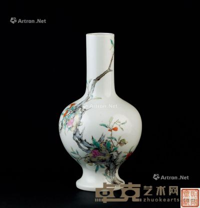 民国（1912～1949） 粉彩石榴花卉纹长颈瓶 高26.7cm