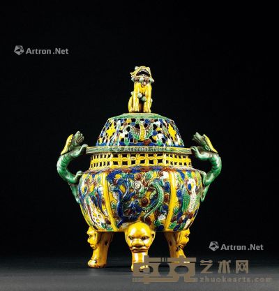 清代（1644～1911） 素三彩龙纹双龙耳三兽足香炉 高27.7cm
