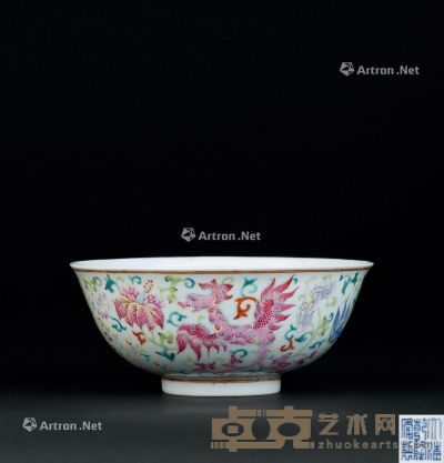 清代（1644～1911） 珐琅彩凤凰牡丹纹碗 宽14.5cm；高6.3cm