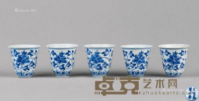 明嘉靖（1522～1566） 青花缠枝花卉纹茶杯 （五件一组） 直径6.5cm；高6.4cm