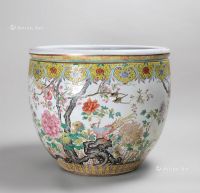清代（1644～1911） 粉彩花鸟纹卷缸