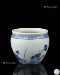 明代（1368～1644） 青花荷花纹小缸