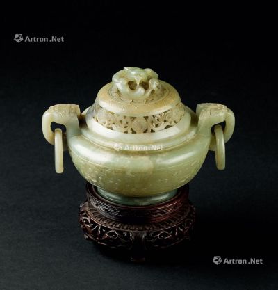 清代（1644-1911） 玉雕描金双环耳螭龙钮香炉