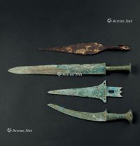 战国（B.C.475-221） 青铜戈 剑 刀等 （四件一组）