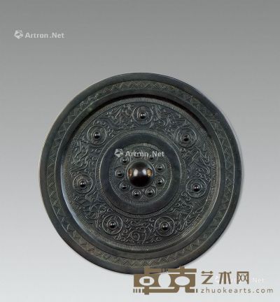 汉代（B.C.206-A.D.220） 七乳神兽铜镜 直径19cm