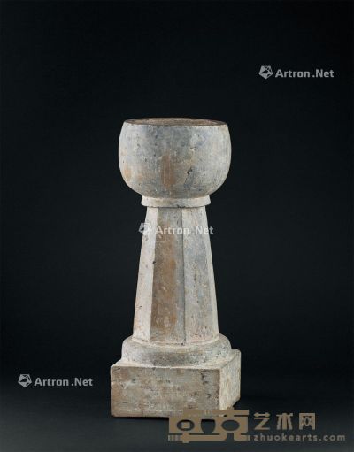 北齐（550-577） 石雕佛像座 高46.3cm
