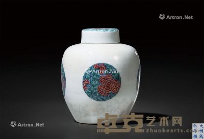 清康熙 浆胎斗彩团花纹盖罐 高20.8cm