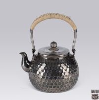 19世纪 生驹·光秋造·龟甲纹·银壶