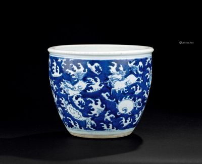 明崇祯（1628-1644） 青花海水马纹卷缸