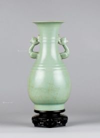 宋代（960-1279） 青瓷双凤耳瓶