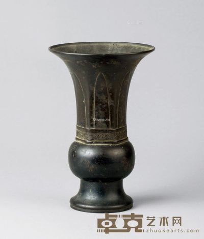 明代（1368-1644） 铜六方芭蕉叶形花插 高17.5cm