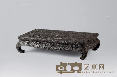 元代（1279-1368） 孔雀牡丹纹堆黑长方桌 长47cm；宽28cm；高10.7cm