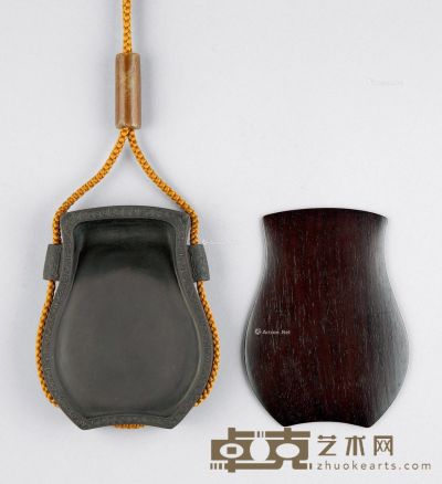 清代（1644-1911） 穿带挂屏形砚台 长12.2cm；宽9.2cm；高2.2cm