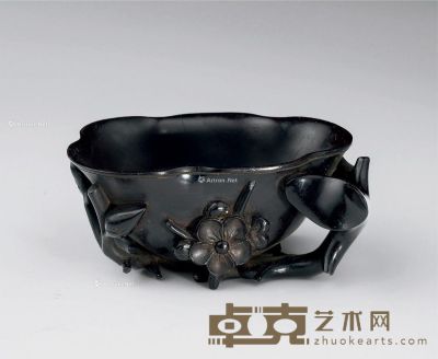 清代（1644-1911） 梅花纹紫檀杯 高4.7cm